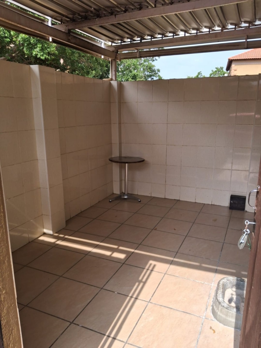 To Let 3 Bedroom Property for Rent in Birdwood Estate North West